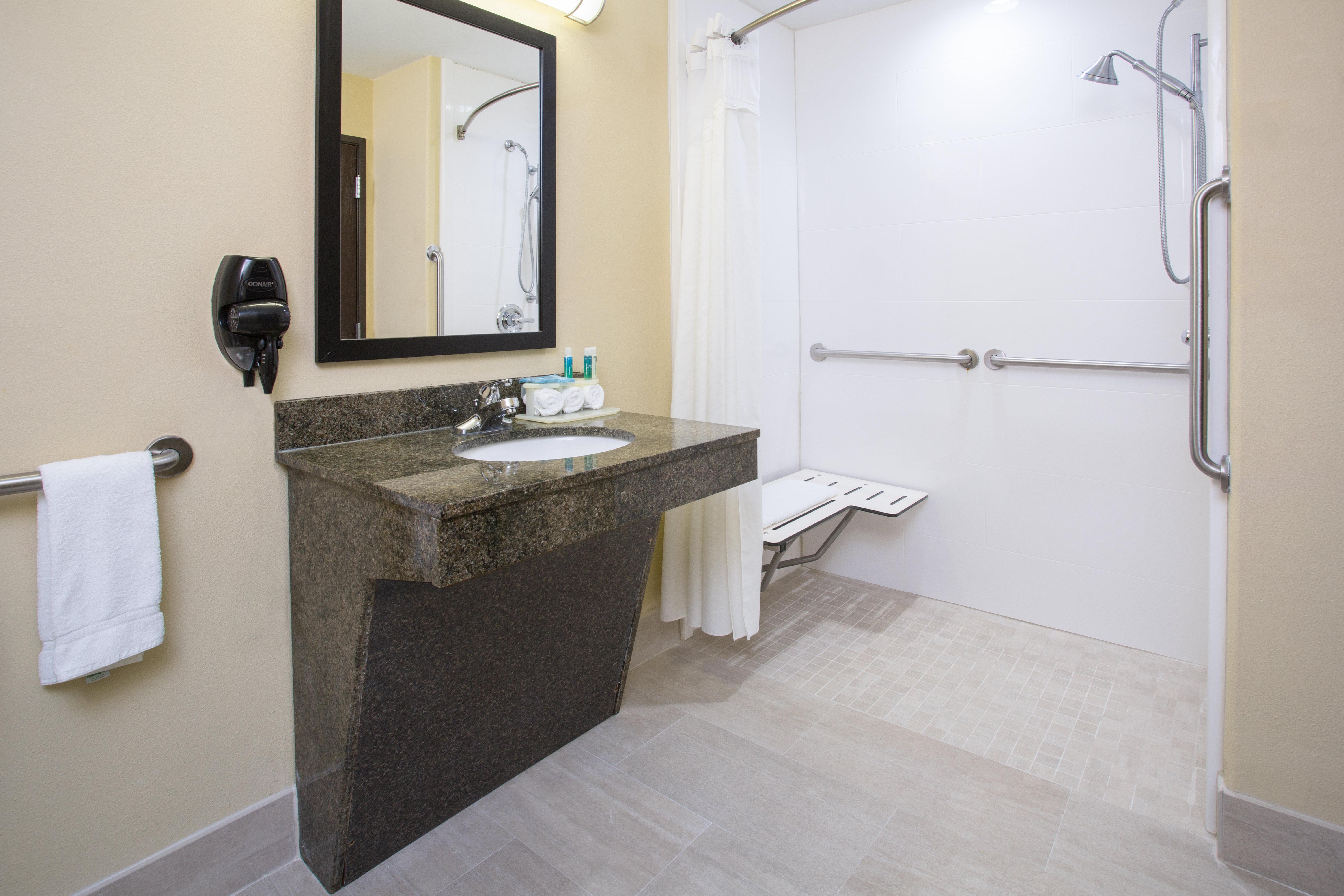 Holiday Inn Express And Suites Hotel - Pauls Valley By Ihg Екстериор снимка